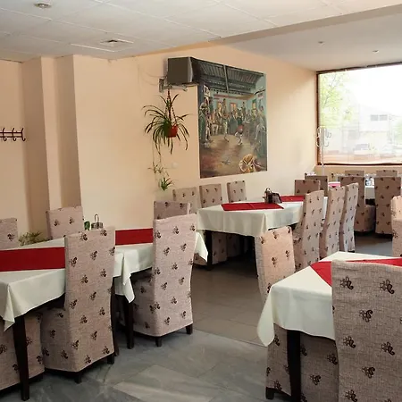 Hotel Interrum 3*
